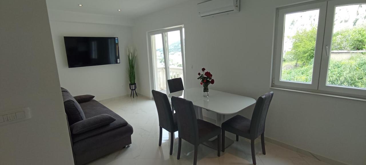 Apartman Stipan Омиш Экстерьер фото